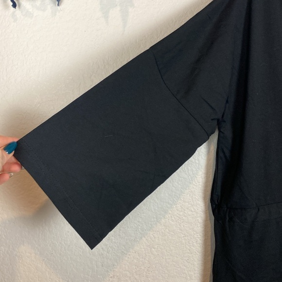 Black Women's Robe - Picture 5 of 6